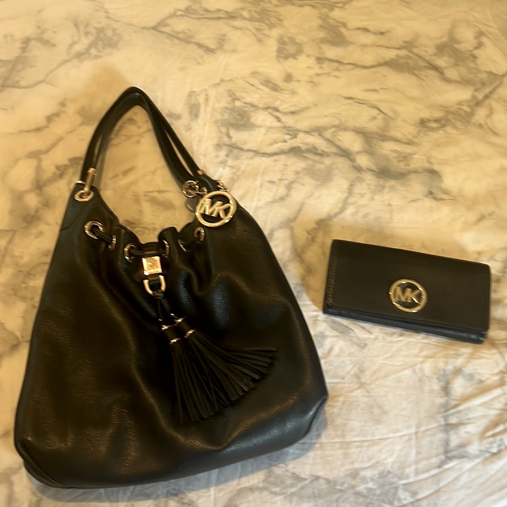Michael kors purse and wallet